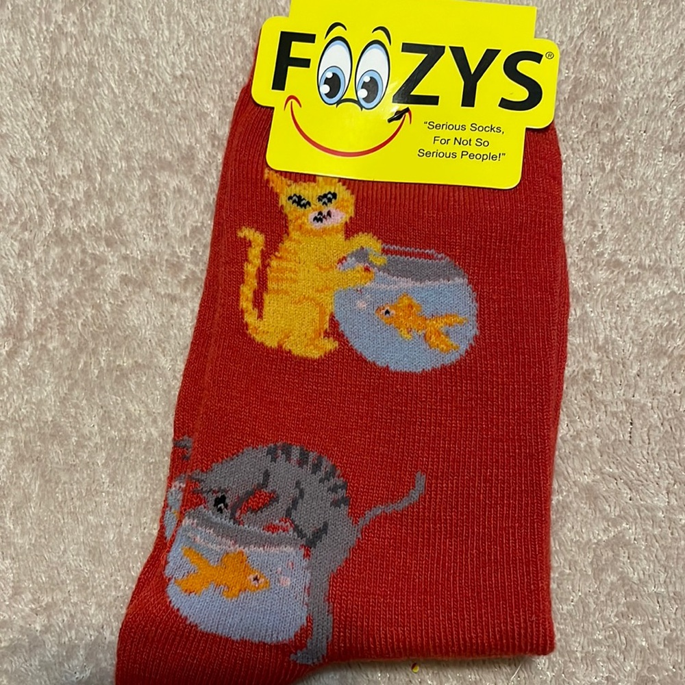Foozy’s Women’s Collection.  Red Cat n fish bowl Crew Socks